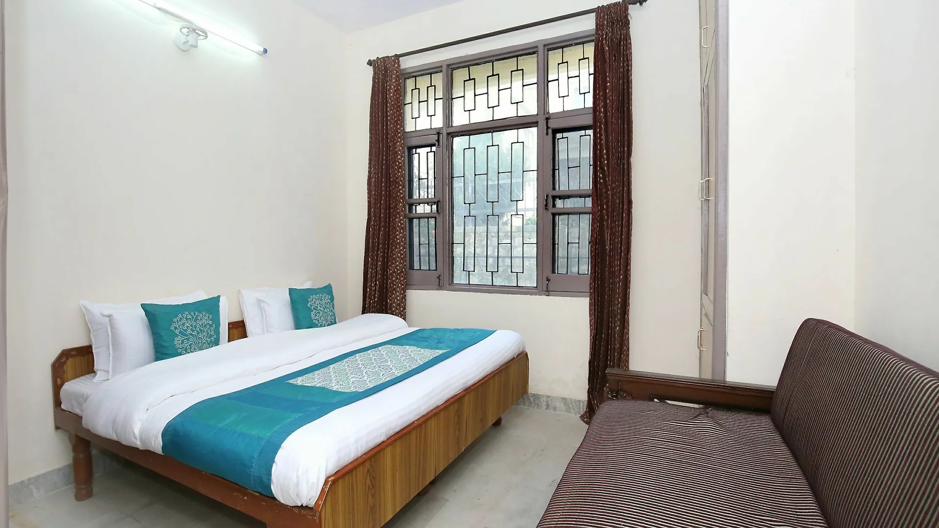 شقة Elegant 3Bhk Abode In Shoghi, شيملا